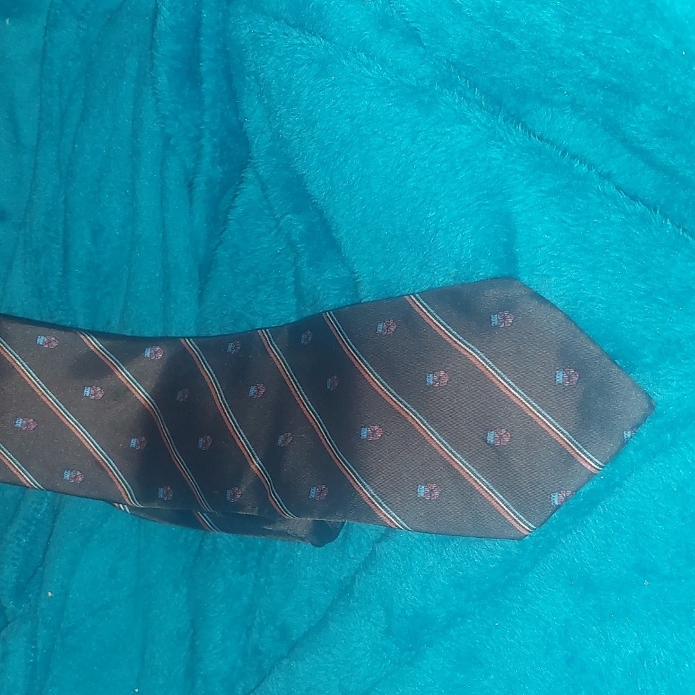 Lord &Taylor Neck Tie